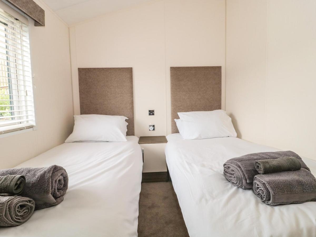 Amethyst Lodge Лимингтон Экстерьер фото